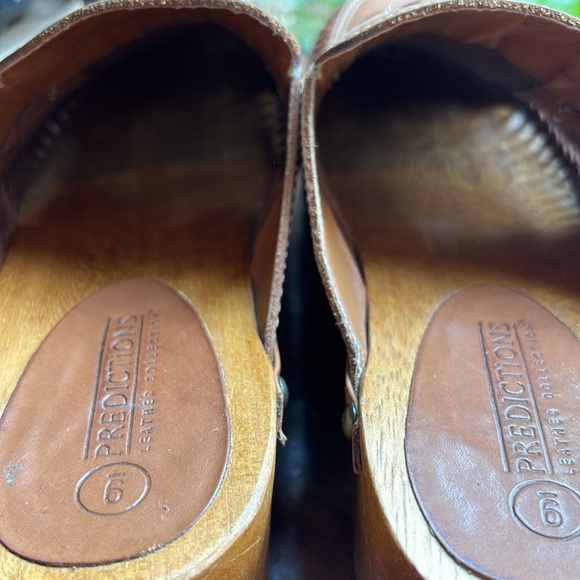 Predictions Leather Collection Tan Leather Vintage Clogs Sz 9 - Picture 12 of 13